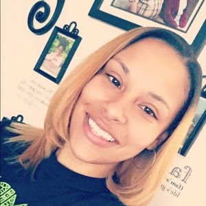 Meet your Posher, Leslie